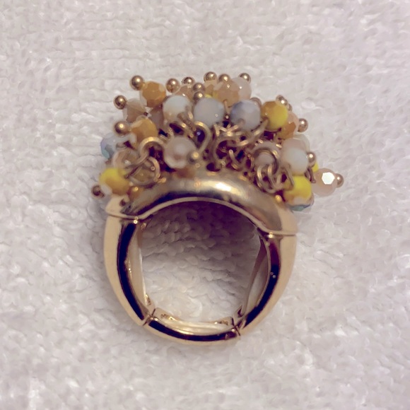 Fashion Jewelry - Cocktail Ring - Picture 2 of 3